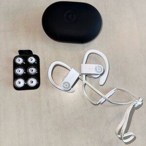 Beats by Dr. Dre Powerbeats3